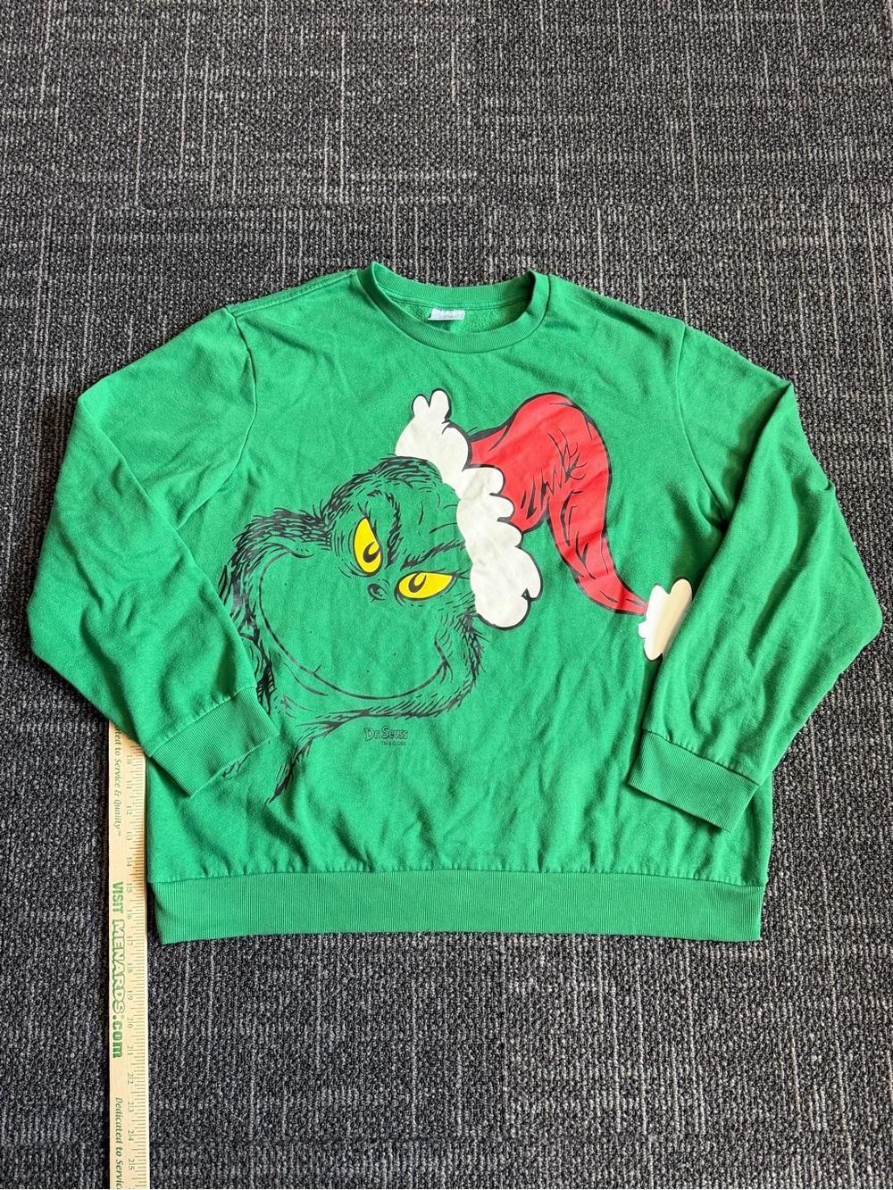 Dr. Seuss The Grinch Christmas Sweatshirt 2XL